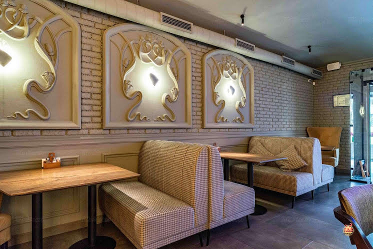 Зал на 1 этаже  в «ЭZО на Камергерском переулке» фотография №2