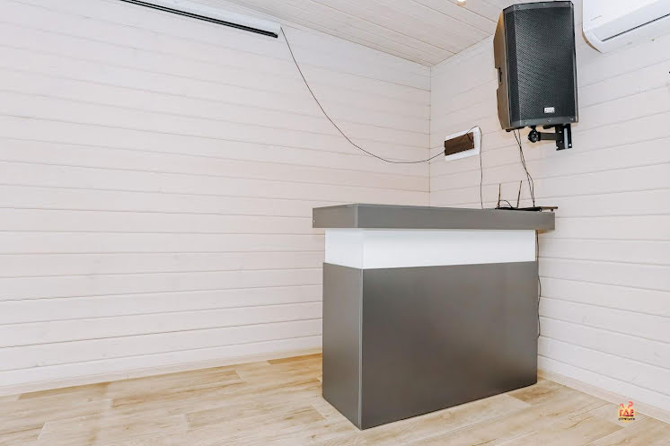 Караоке-зал в «Red House» фотография №8