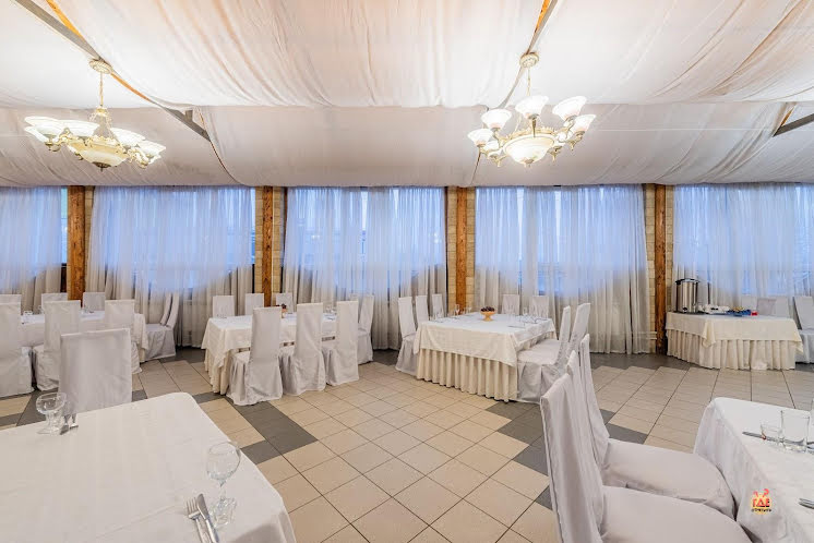 Основной зал  в «Замок» фотография №11