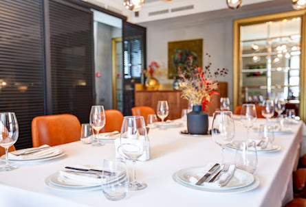 Зал «Мужской VIP» в Зал «Антресоль»