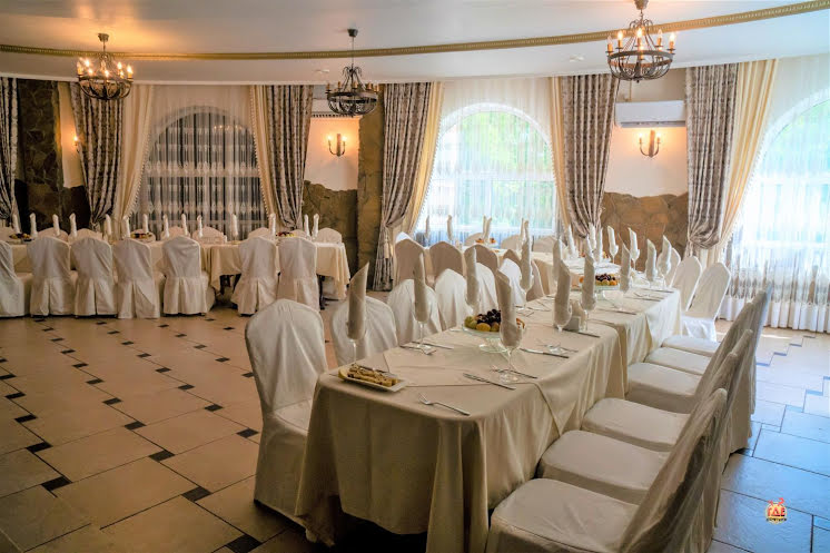 Зал на 60 человек в «Замок» фотография №2