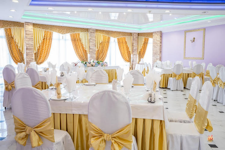 Зал «Золотой» в «Кураж на Академика Королева» фотография №13