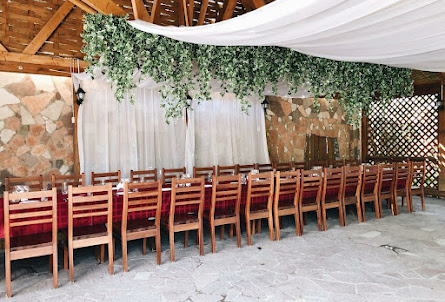 Летняя терраса в Каминный зал