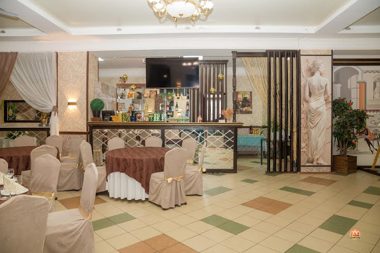 Большой банкетный зал в «Наши Люди» фотография №7