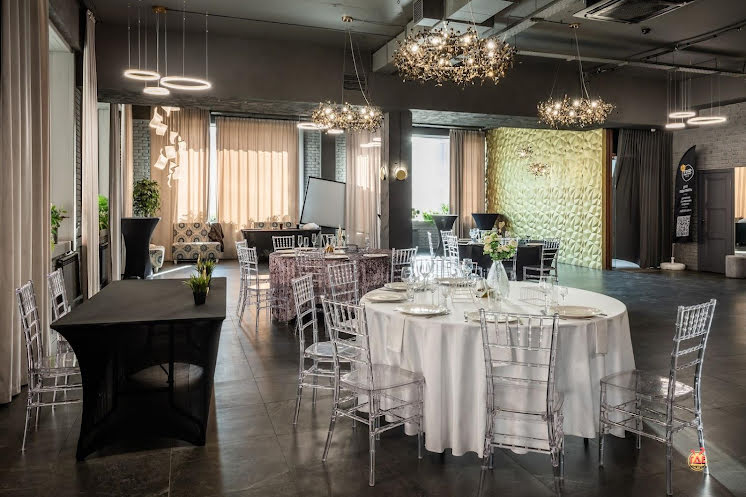 Банкетный зал  в «Food Factory  loft на Ядрицевской» фотография №7