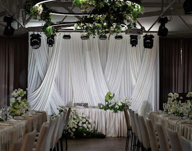  ресторан Времена года в Зеленом городе