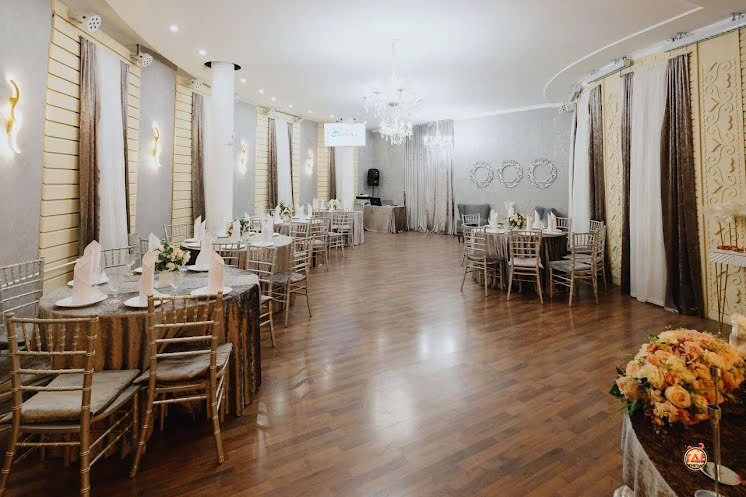 Основной зал в «Славный» фотография №1