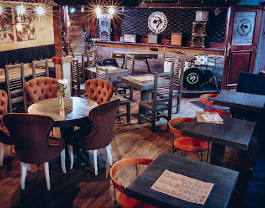  ресторан HUSKY BAR