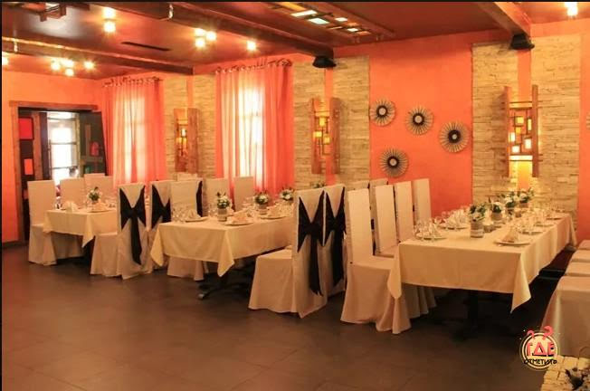 Каминный зал в «Пироговский дворик» фотография №2