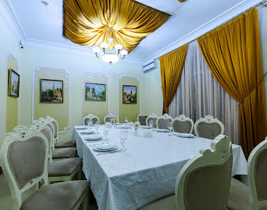  ресторан Венеция на ул. 40 лет Октября