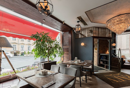 Зал "Подиум" в Зал "Подиум"