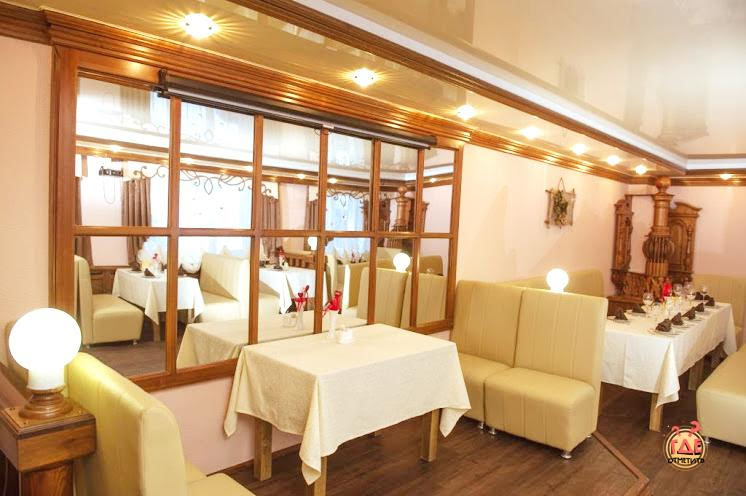 Основной зал в «Загородная база отдыха «Журавель»» фотография №4