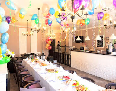  ресторан «Гостиная» на Железняка