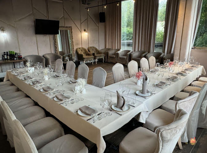 Малый караоке зал в «Сытый лось на Большой Семёновской» фотография №1