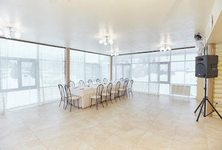 Зал «Стеклянный» в Зал «Стеклянный»