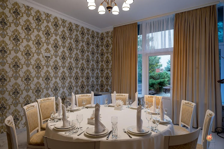 Зал "VIP на 12 персон" в «Голубое Озеро» фотография №4