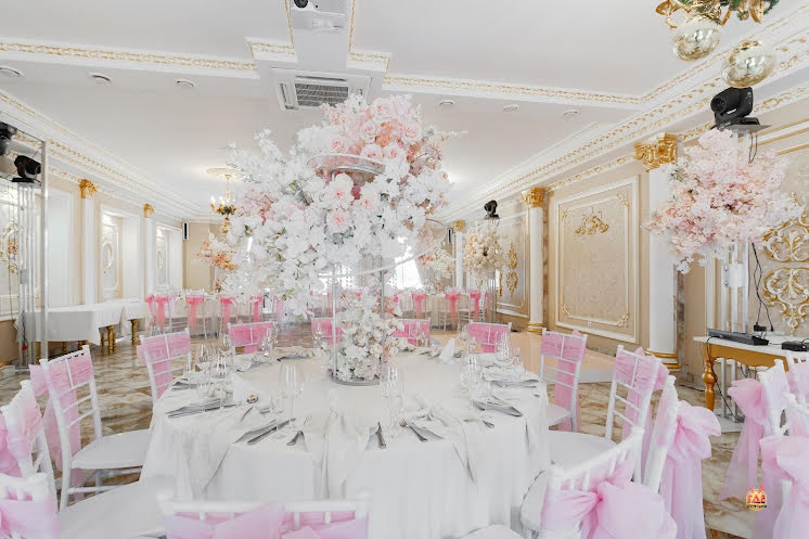 Зал "Золотой" в «Петровский причал» фотография №2