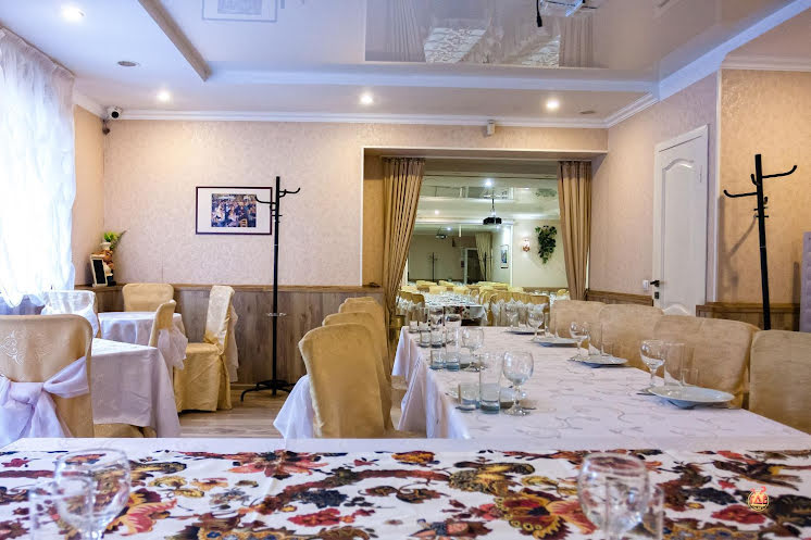 Зал на 15 человек в «Абажур» фотография №3