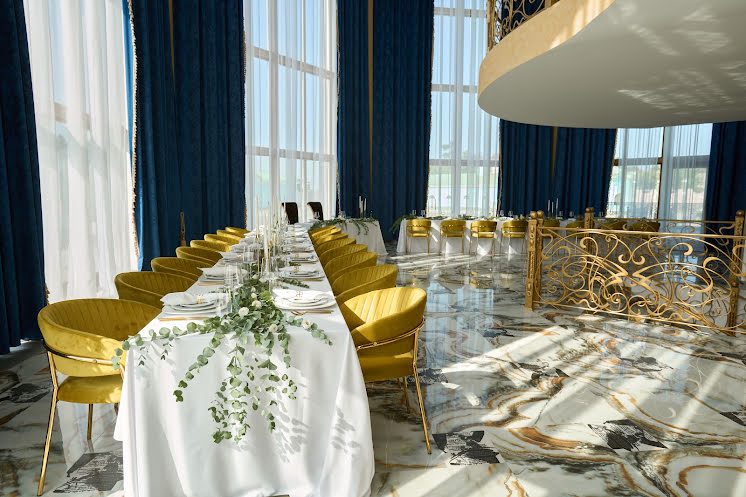 Большой колонный зал в «Malakhovka Palace» фотография №1
