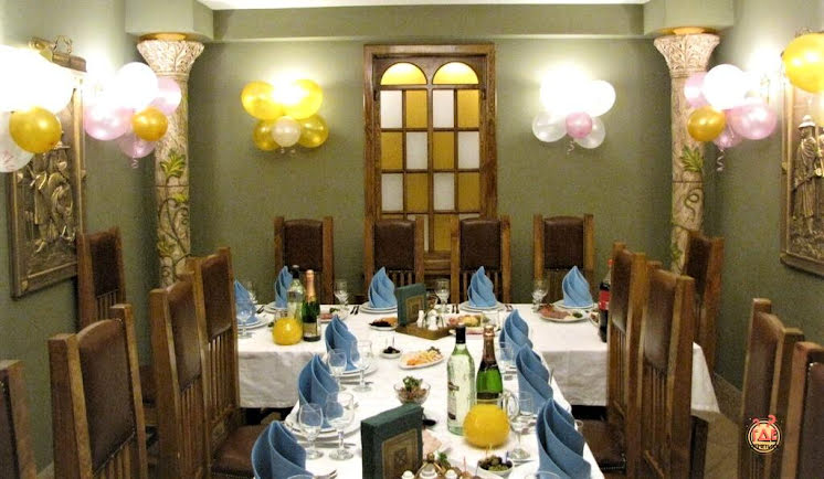 Банкетный зал в «Готика на Ангарской» фотография №9