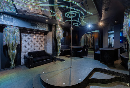 Зал «Караоке Вип» в Зал «Веранда»