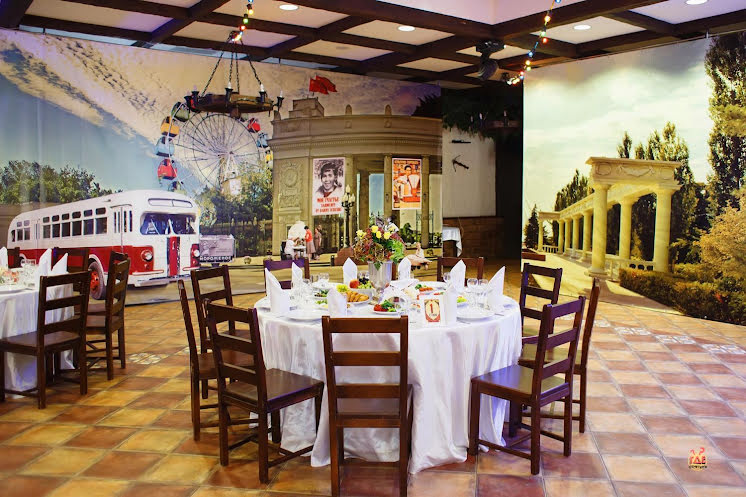 Основной зал ресторана  в «Русская охота» фотография №18