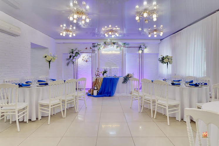 Большой зал в «Мон Амур» фотография №10