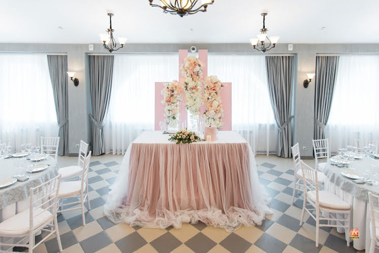 Основной зал в «Командор» фотография №6