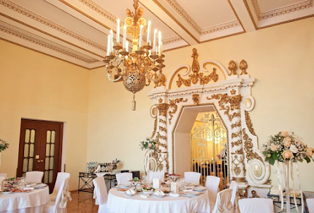 Зал «Орликов» в Зал «Орликов»