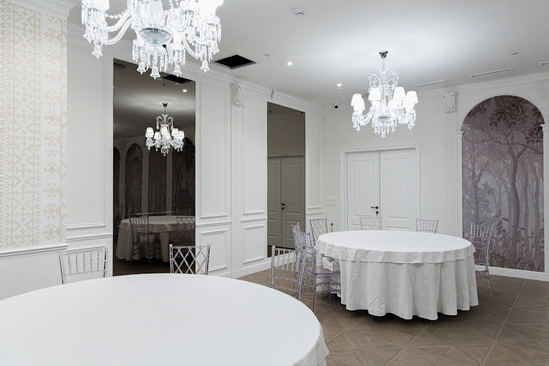 Серый дом фотография №9