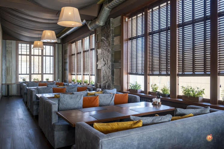 Основной зал  в «Мангал» фотография №5