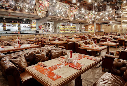 Зал №1 в Зал №2