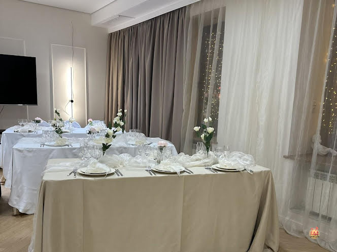 Большой зал в «ФАМИЛИЯ» фотография №3