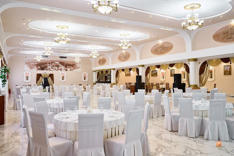 Большой зал в «Замок дружбы» фотография №10