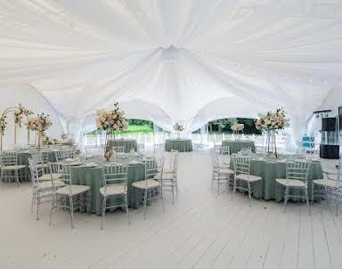  ресторан Emerald Parkway