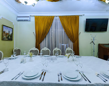  ресторан Венеция на ул. 40 лет Октября