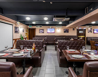  ресторан КОЛБАСОФФ на ул.Русаковской