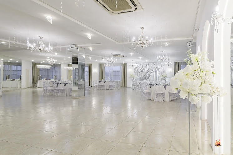 Основной зал  в «Серебро» фотография №14