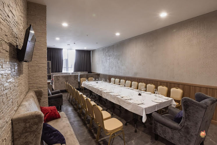 Основной зал в «Мацони» фотография №6