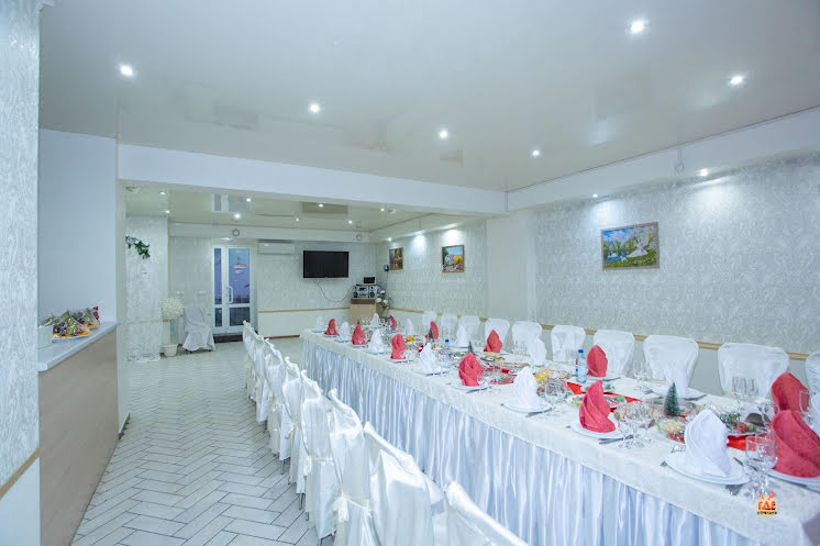 Малый зал в «Siesta на Петухова» фотография №7