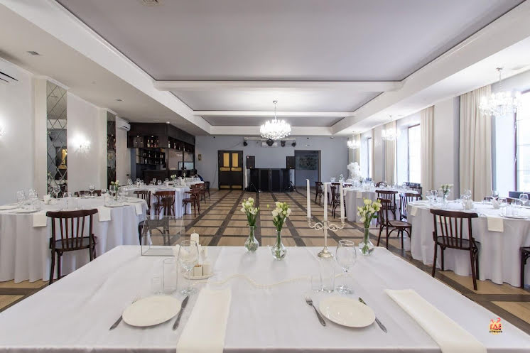 Основной зал в «Булыгин» фотография №1