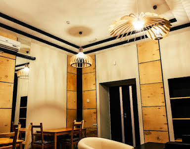  ресторан Жёлтый носорог