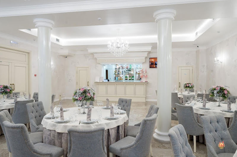 Шери Холл фотография №6