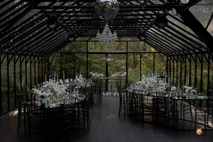 Стеклянная оранжерея в «Forest Dew» фотография №6