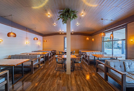 Малый зал  в Малый зал 