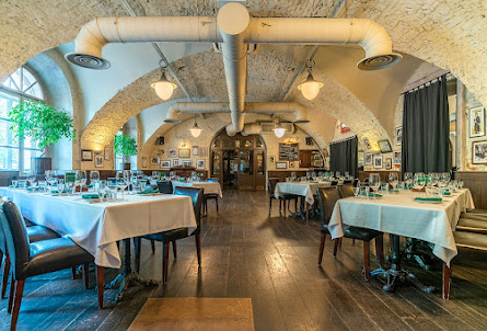 Зал №6 в Зал №6