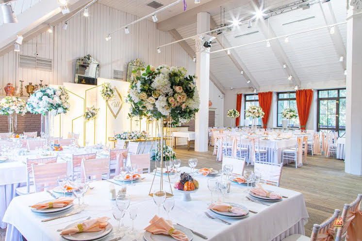 Банкетный зал «Шале» в «Калужская застава» фотография №2