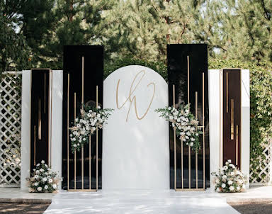  ресторан MƆON’E