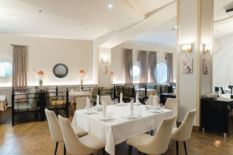 Основной зал в «Махаон» фотография №9