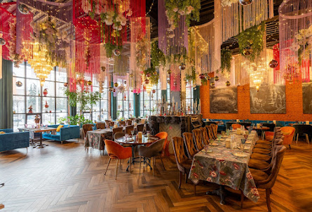 Основной зал в Основной зал